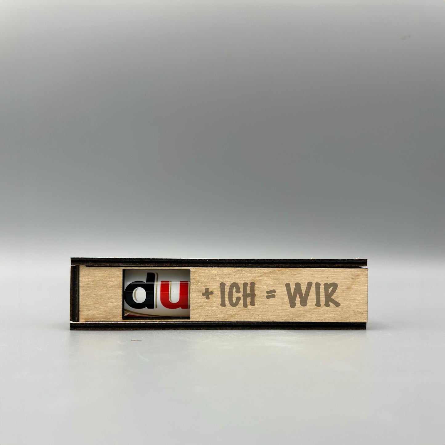 Du… - Box